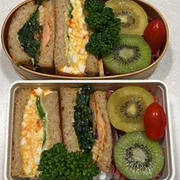 サンドイッチ弁当・大雨～