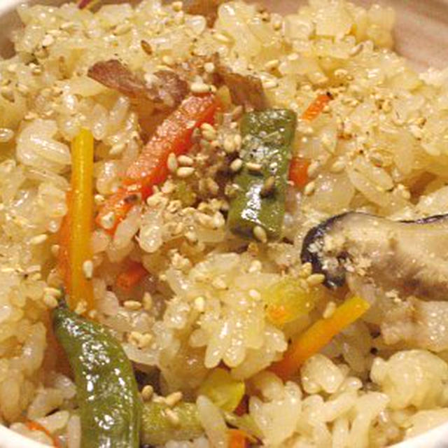 中華風豚バラ肉の炊き込みご飯