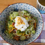 きょうのお昼ごはんは”　肉とねぎたっぷりのぶっかけうどん”