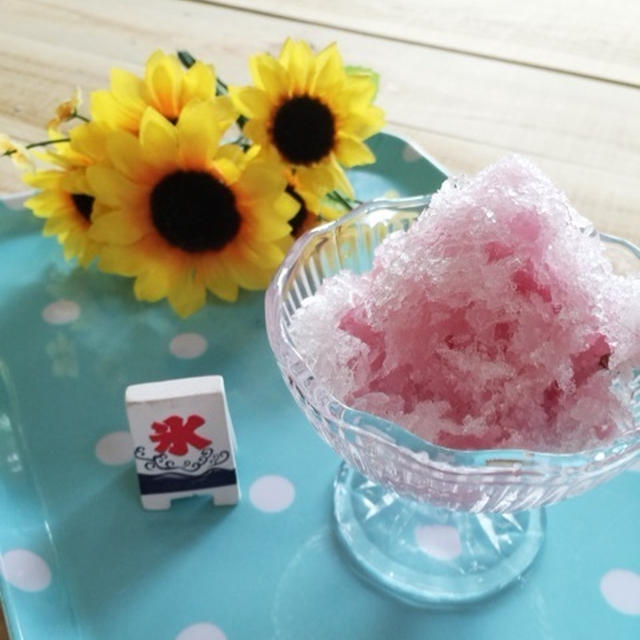 夏はカルピスカキ氷でしょ‼︎そうでしょ？ と 仲間入り食器たち。