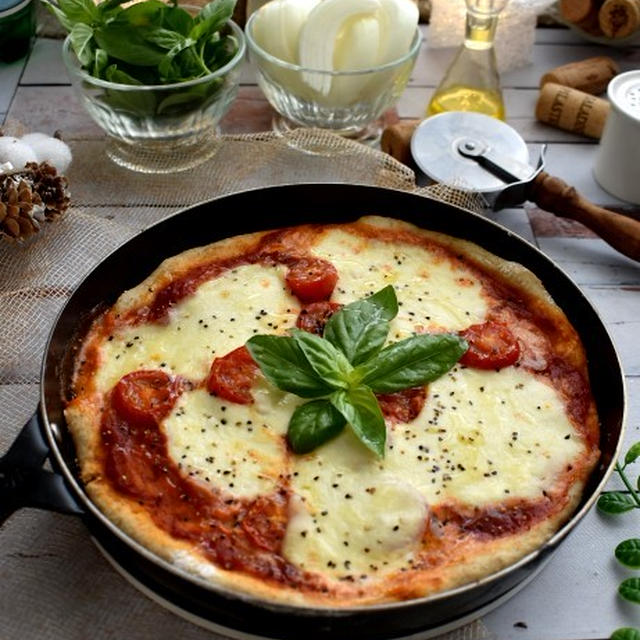 今日は「ピザの日」なので！！ピッツァ・マルゲリータ作りました～