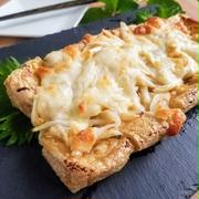 【レシピ】トースター仕上げ♪栃尾揚げの新玉味噌チーズ
