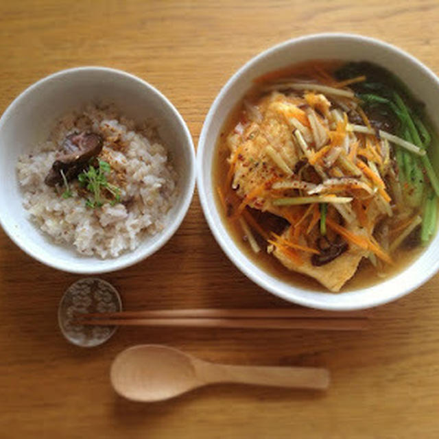 玄米のおかゆさんとロブスター味噌入り蟹玉野菜あんかけ