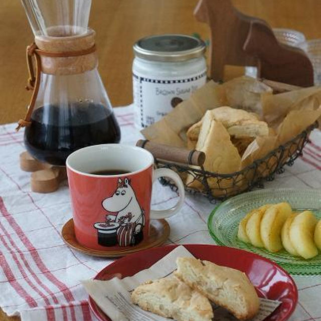 ココナツオイルスコーンでブランチ