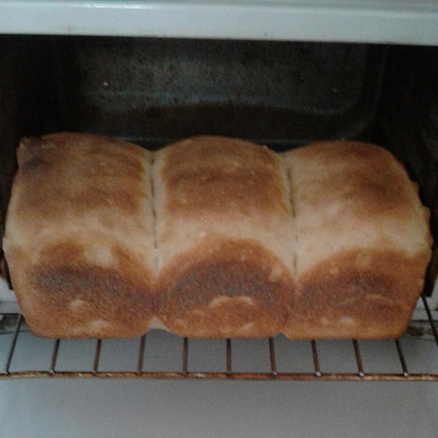 急遽、お見舞い用になったTYSKさんレシピのパン(^^♪