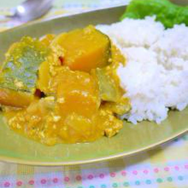 ごろごろかぼちゃと鶏ひき肉のカレー