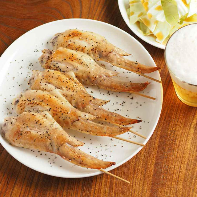 フーディストノート連載「手羽先のガーリック焼き鳥」