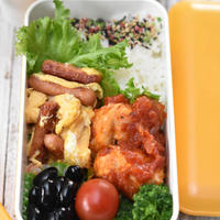 中学生男子弁当｜鶏つくねトマトソース煮｜朝からでもぱぱっと作れちゃう簡単トマトソースレシピ付き