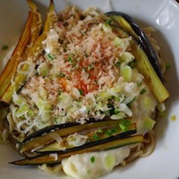 揚げ茄子と長芋のぶっかけ蕎麦