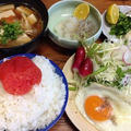休日の朝ごはんのメインは明太子。ドライカレー