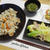 ヒジキ入り炊き込みご飯＆キャベツとじゃがいものガリバタ炒め