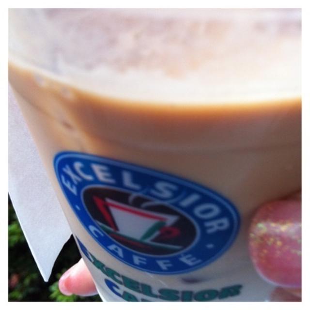 エクセルシオール カフェのアイスラテ