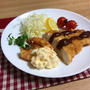 鶏むね肉のチキンカツとエビフライ〜揚げ焼き