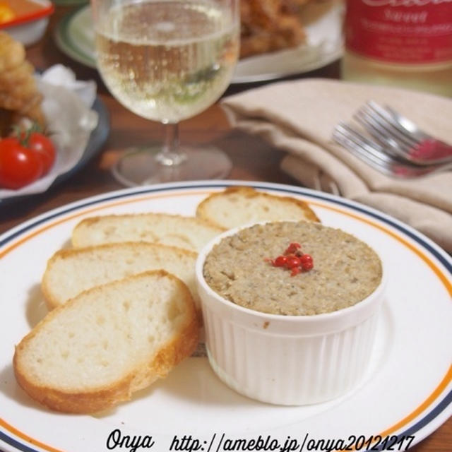 【週末は家バルしよ♡ワインのお供にキノコのパテやカリカリチキンなど〜♡】