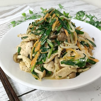節約料理♪鶏胸肉ともやしのソース炒め