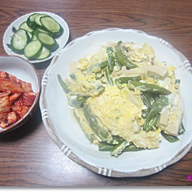 高野豆腐とインゲンの卵とじ／たこキムチ