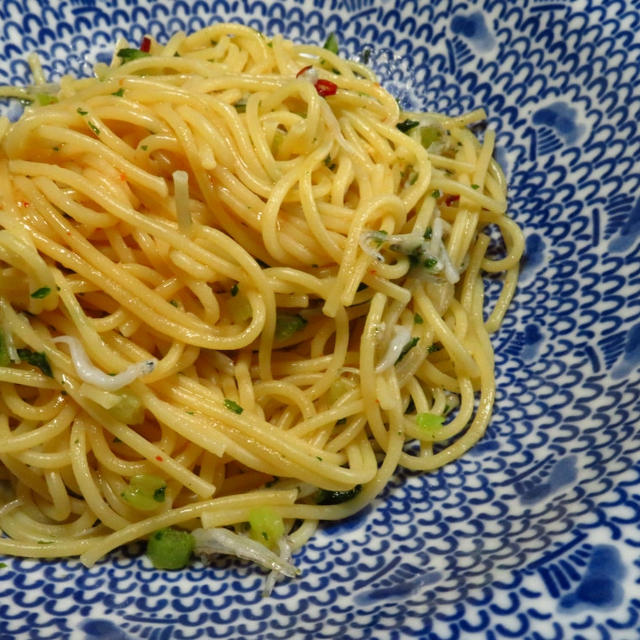 丑三つ時でなくても、最近のオキニ『しらすのペペロンチーノ』が出るワケは…笑ꉂꉂ(ˊᗜˋ)。