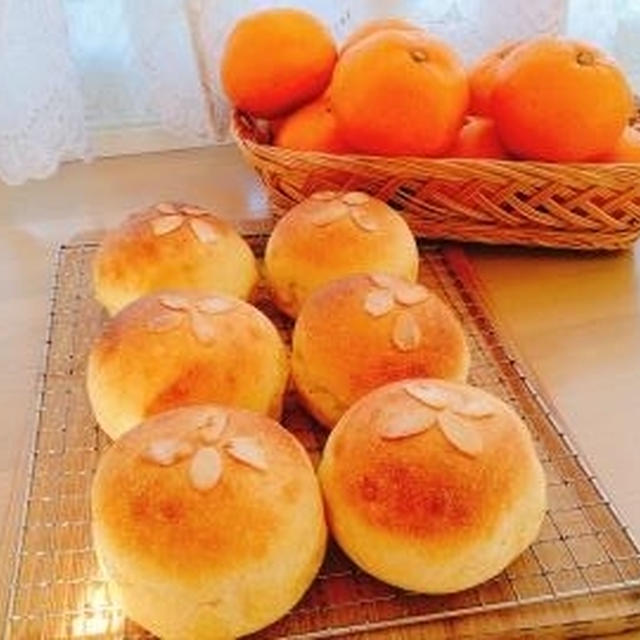 フレッシュみかんで♪みかんミルクパン♪焼きそばサンド♪ゆずジャム＆クリチサンド♪