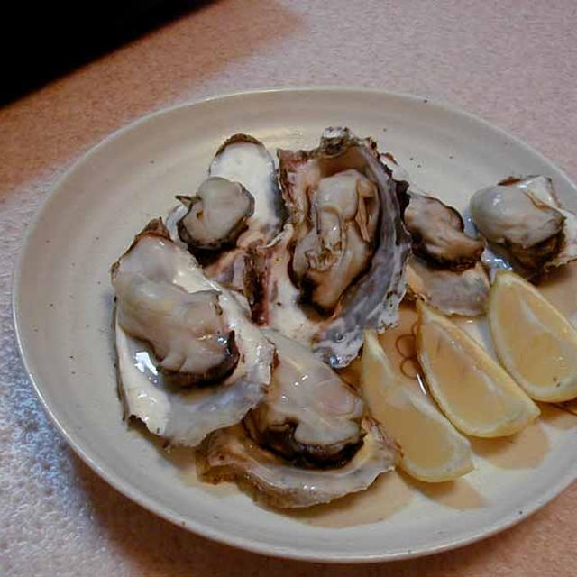 蒸し牡蠣と一銭洋食焼き