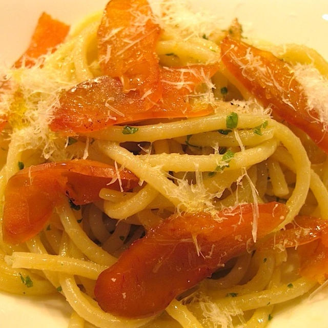 Bottarga e bucatini: