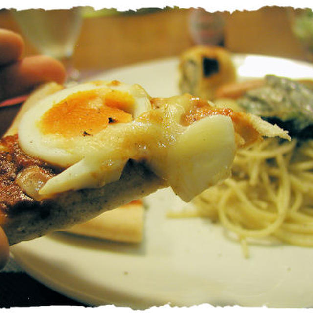 ソーセージとキノコのパスタ＆ピザの定食♪