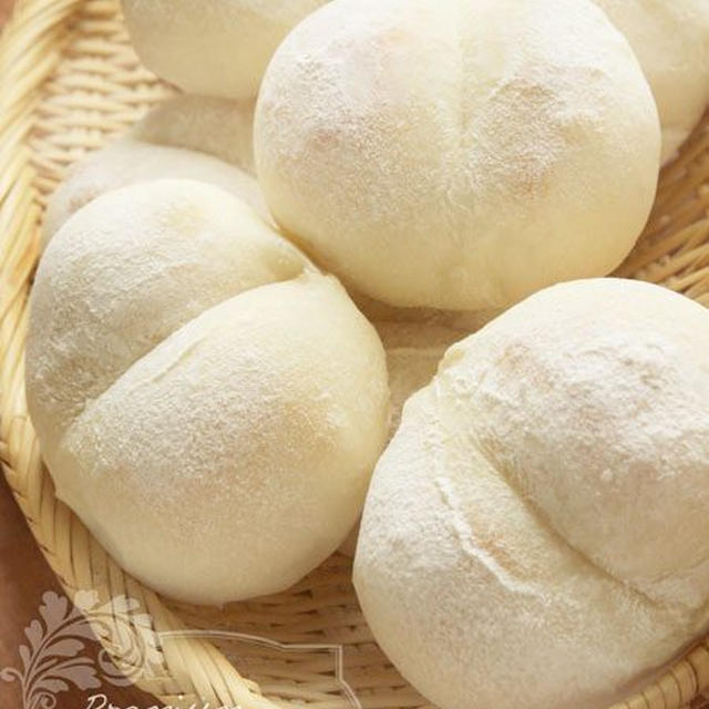 しっとり白パンづくりに発揮する水飴の効果と注意点