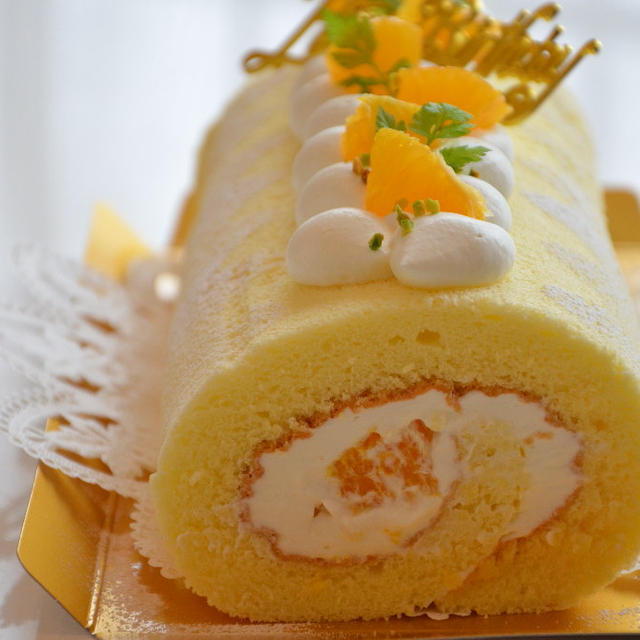 オレンジロールのバースデーケーキ By Chihiroさん レシピブログ 料理ブログのレシピ満載