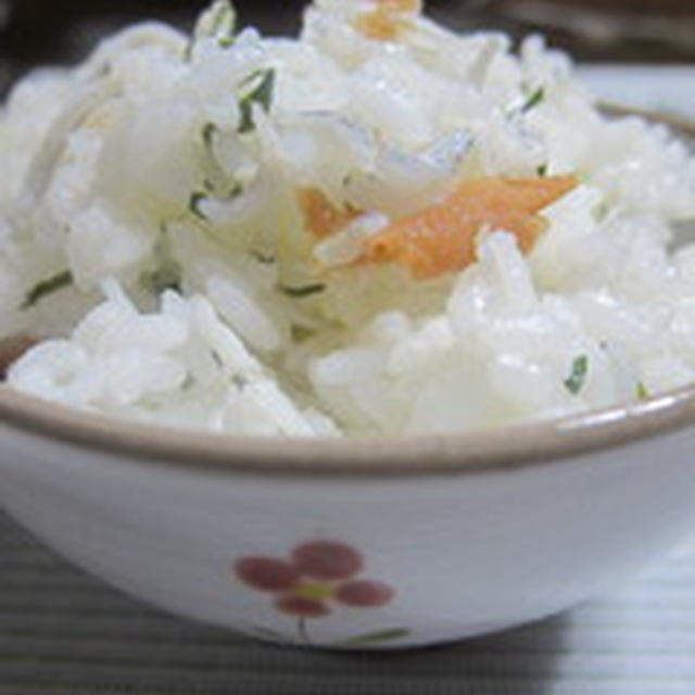 「しらすと大葉の梅ごはん」
