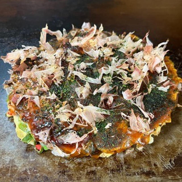 ちょっと疲れて近所のお好み焼き屋へ
