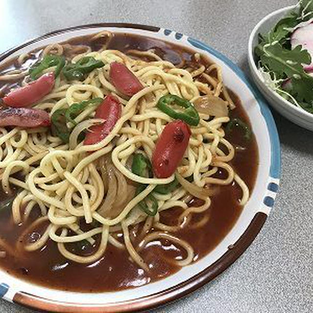 あんかけスパゲティ。塩漬け鯛の焼き物とほうれん草の卵とじ