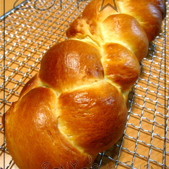 スイスの伝統パン　ツォップ