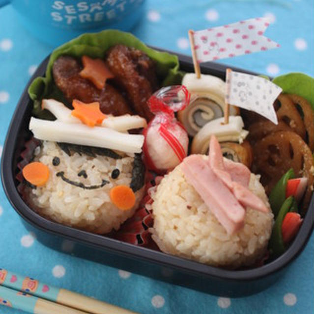 兜ﾌｭｰﾁｬﾘﾝｸﾞ鯉のぼり弁当　と　苺ママのキャラ弁教室レポ。