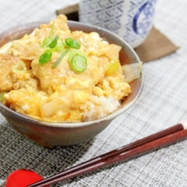 大麦ごはんと☆めんつゆで簡単つゆだく親子丼♪