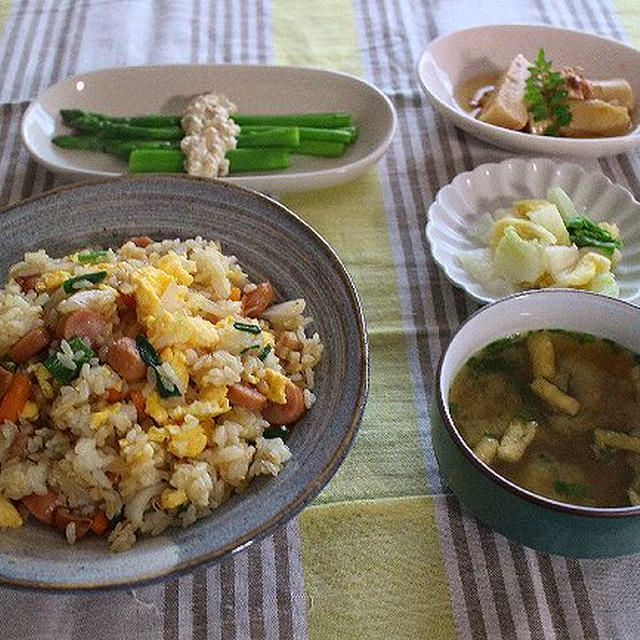 チャーハンランチとアスパラetc.