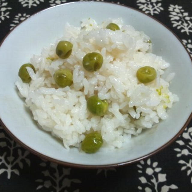 初物の、豆ごはん