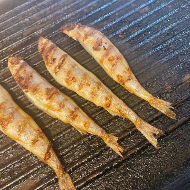 ランチは焼きシシャモ