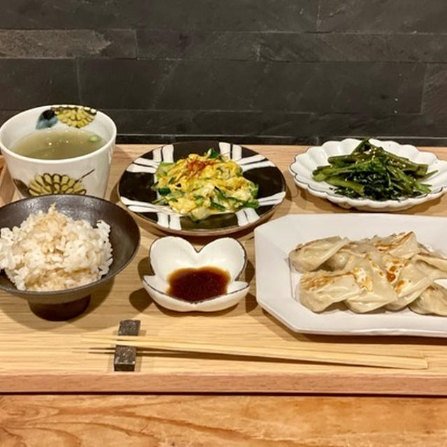ひとりごはん「名古屋コーチン包子」の夜ごはん＆楽天マラソンで気になる食品とか