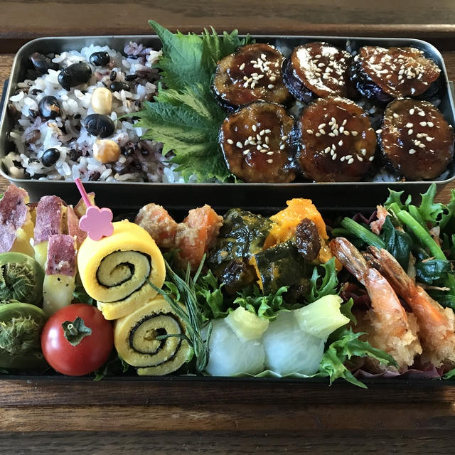 お弁当（茄子の照り焼き丼）