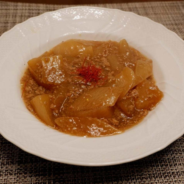 大根と挽肉のとろ～り煮とホッケの開き