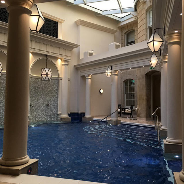 世界遺産の街　バース（Bath)へ　3　～ホテルのスパで天然朝温泉～