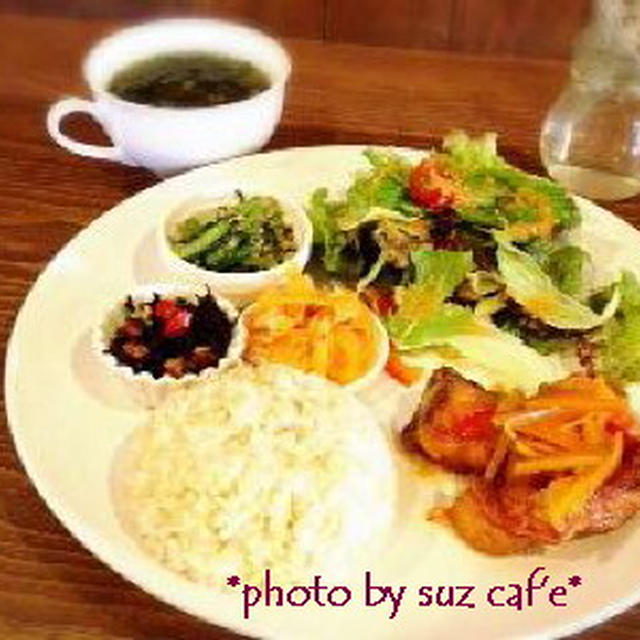 新丸子のHana CAFEランチへ。。。