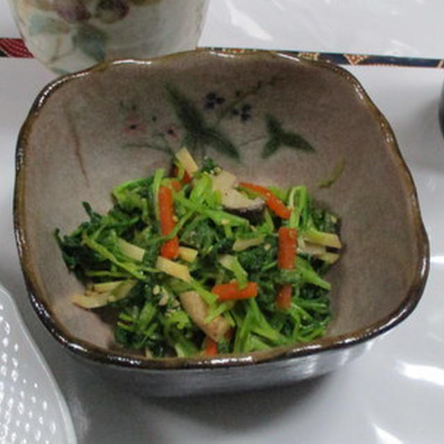 つまみ菜の和え物★★★