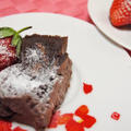 板チョコＤＥガトーショコラの様でチョコブラウニーのようなケーキ＆貧乏鍋