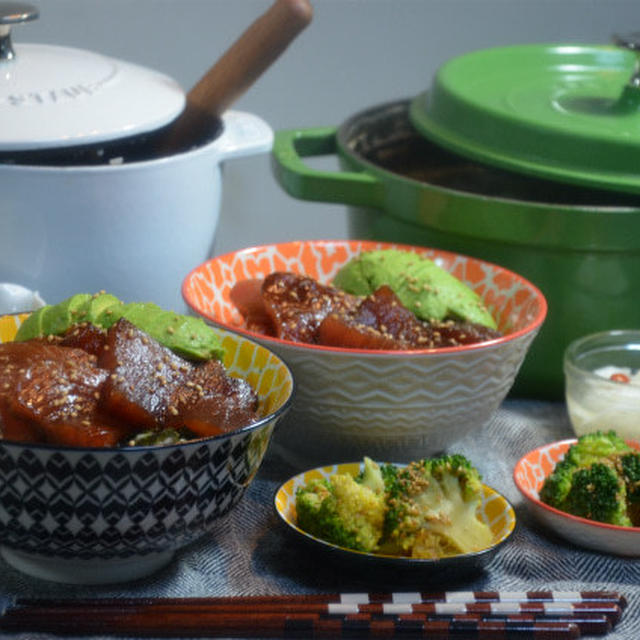 ストウブで豚汁とまぐろの漬け丼