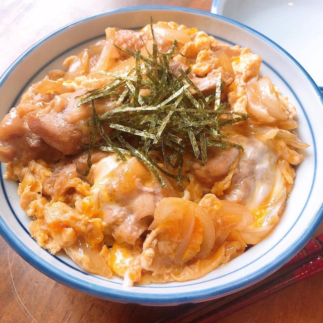 ランチは親子丼です！！