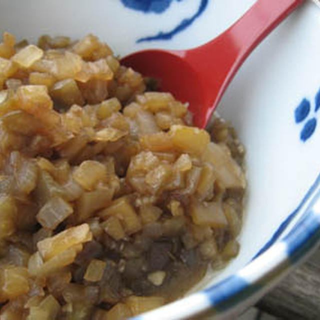 なすと玉ねぎの甘辛炒め煮