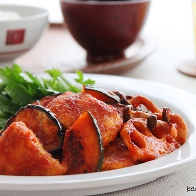 お子さまの手軽な晩御飯に「鶏むね肉と秋野菜のケチャップカレー風味」受験ママ応援レシピ