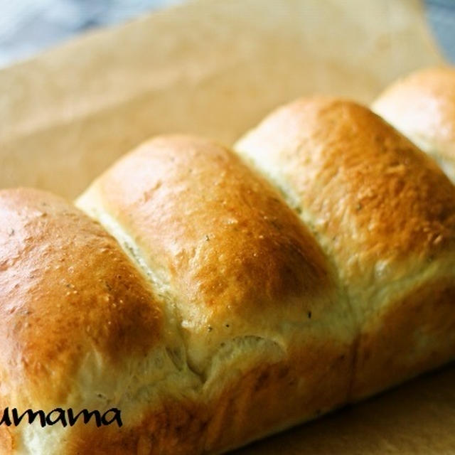 ドライトマトの山型パン