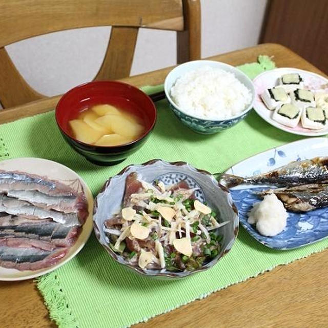 はんぺんの海苔チーズ焼きとかつおと玉ねぎのサラダでうちごはん（レシピ付）