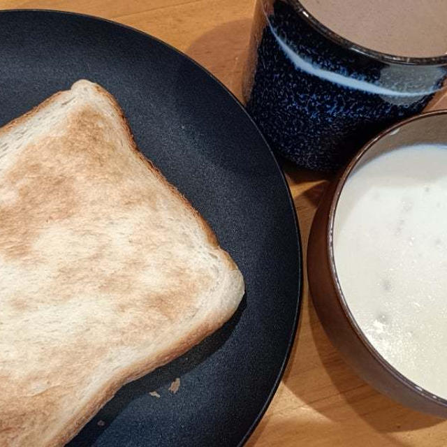 冷凍してあって助かったぁダッシュで朝ごはん(*^^*)